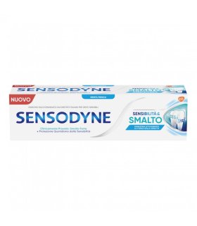 Sensodyne Dentifricio Sensibilità e Smalto - Ripristina la forza dello smalto indebolito - 75 ml