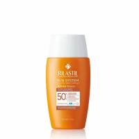 Rilastil Sun System Water Touch Fluido SPF50+ - Protezione solare per il viso - 50 ml - Nuova formula Rilastil Sun System Water Touch Fluido SPF50+ - Protezione solare per il viso - 50 ml - Nuova formula