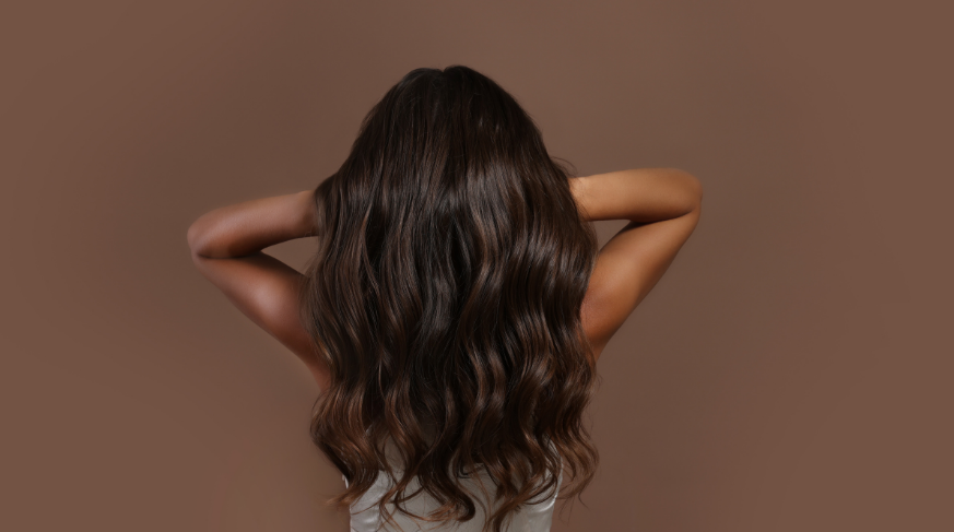 Come prendersi cura dei capelli post-estate