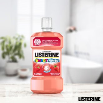 Listerine Smart Rinse Collutorio Bambini - Senza alcol formulato per bambini dai 6 anni - Gusto frutti rossi - 500 ml