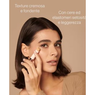 Bionike Defence Color Anti-Blemish Correttore in Stick 03 - Correttore mat antimperfezioni - Tonalità Tan - 4 ml Bionike Defence Color Anti-Blemish Correttore in Stick 03 - Correttore mat antimperfezioni - Tonalità Tan - 4 ml