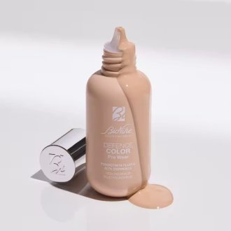 Bionike Defence Color Pro Wear Fondotinta Fluido SPF30 03 - Fondotinta ad alta coprenza per viso e corpo - Tonalità sand - 50 ml Bionike Defence Color Pro Wear Fondotinta Fluido SPF30 03 - Fondotinta ad alta coprenza per viso e corpo - Tonalità sand - 50 ml