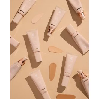 Bionike Defence Color Skin Tint Siero Fondotinta SPF15 01 - Siero fondotinta effetto pelle nuda - Colore milk - 30 ml Bionike Defence Color Skin Tint Siero Fondotinta SPF15 01 - Siero fondotinta effetto pelle nuda - Colore milk - 30 ml