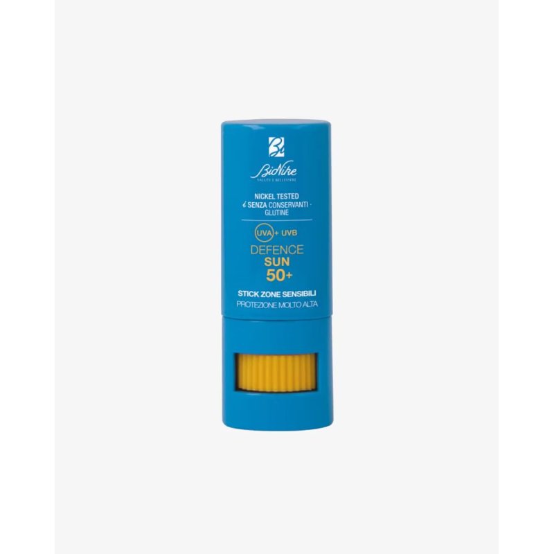 Bionike Defence Sun Stick SPF50+ - Stick solare labbra e zone sensibili - 9 ml Bionike Defence Sun Stick SPF50+ - Stick solare labbra e zone sensibili - 9 ml